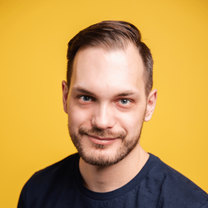 Speaker Michal Artazov photo